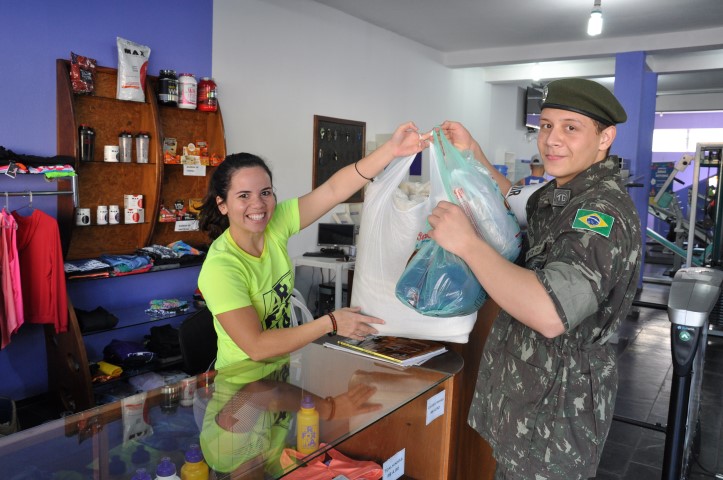 Credibilidade da gestão Heliton do Valle aumenta doações para Campanha do Agasalho em Itararé (SP)