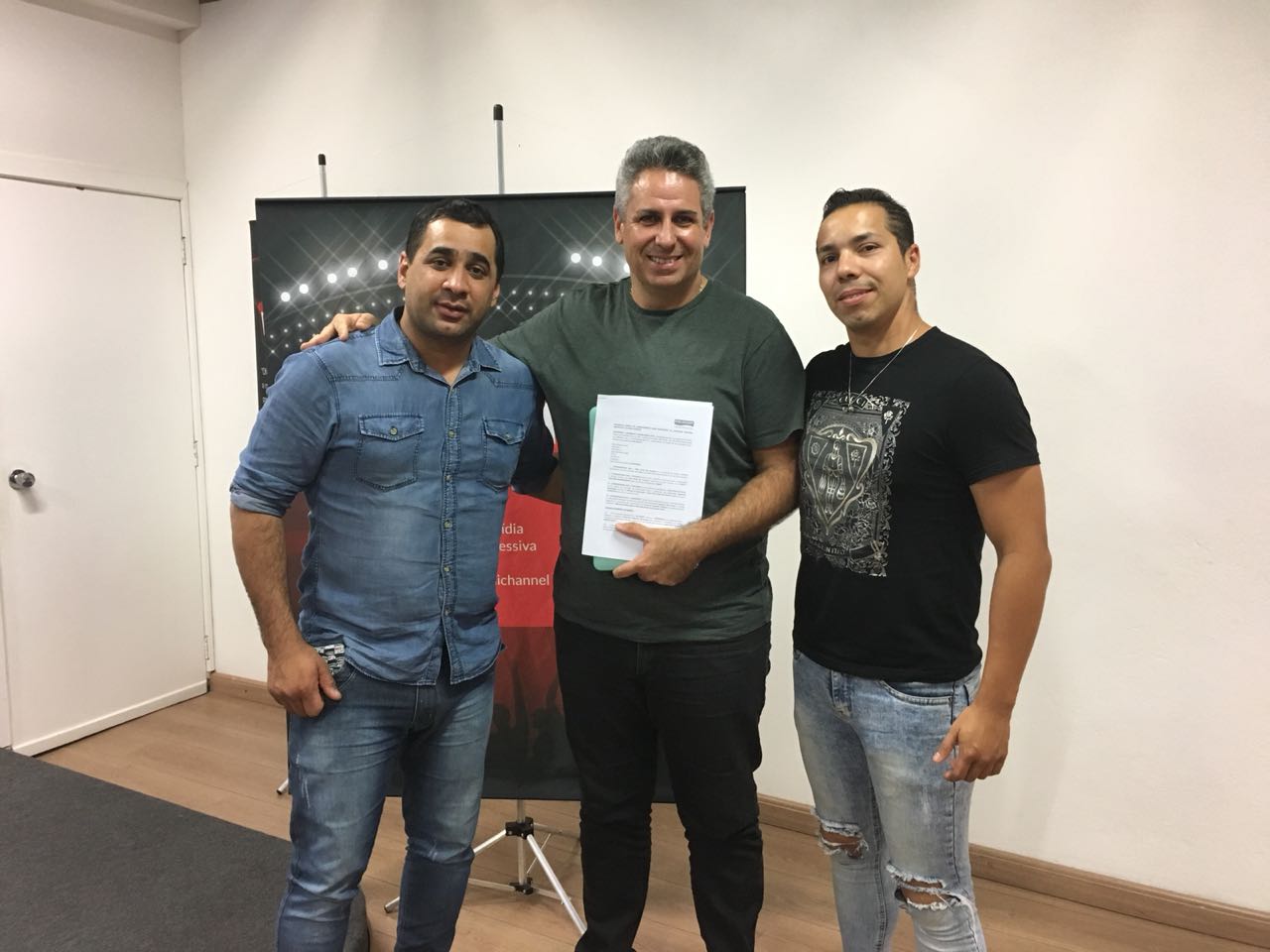 Com apoio do prefeito, Cultura de Itararé (SP) assina contrato de parceria que credencia Miss Itararé a participar do Miss São Paulo