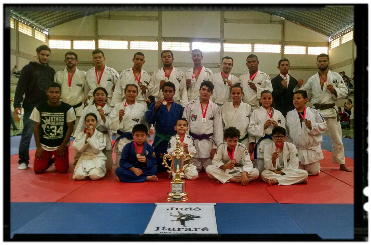 Judô de Itararé (SP) conquista terceiro lugar geral em Tietê (SP)