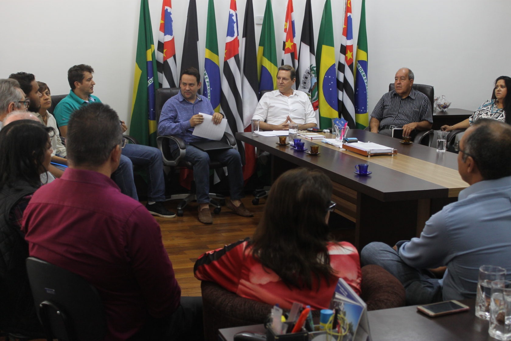 Prefeito de Itararé (SP) discute projeto de lei com líderes religiosos cristãos