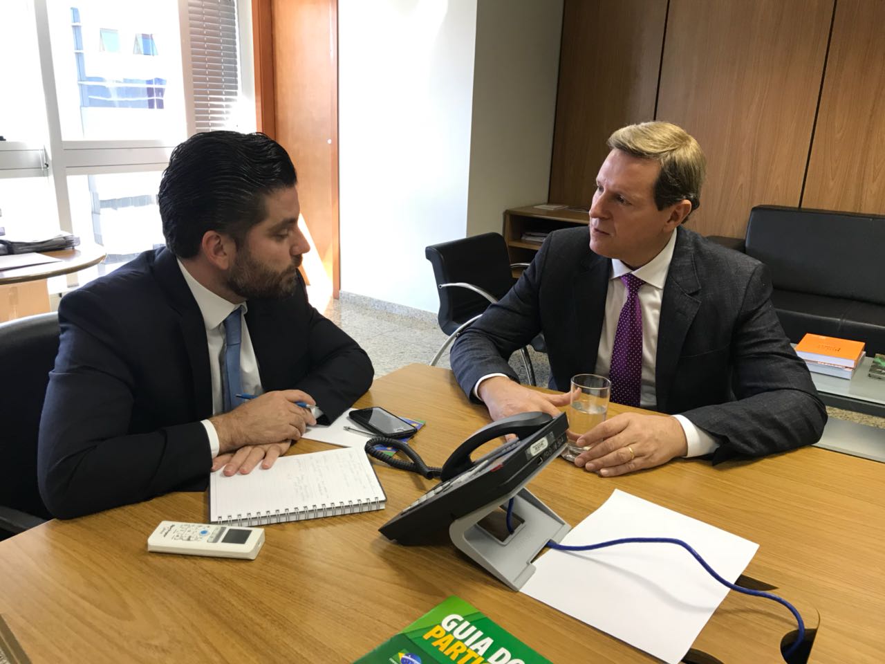 Em Brasília (DF), Heliton do Valle solicita mais moradias populares a Itararé (SP)
