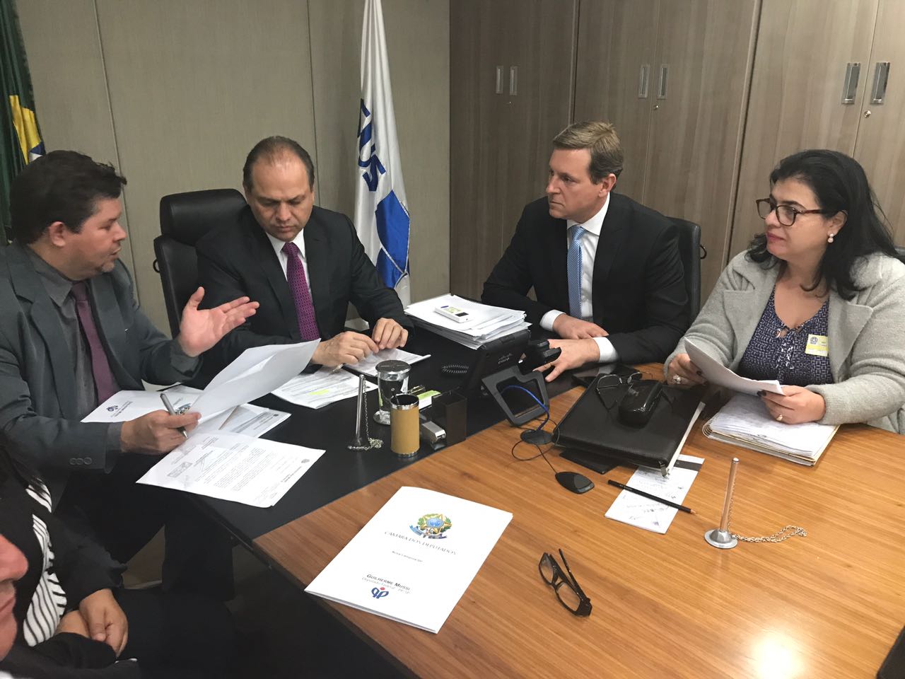 Em Brasília (DF), prefeito de Itararé se reúne com ministro da Saúde
