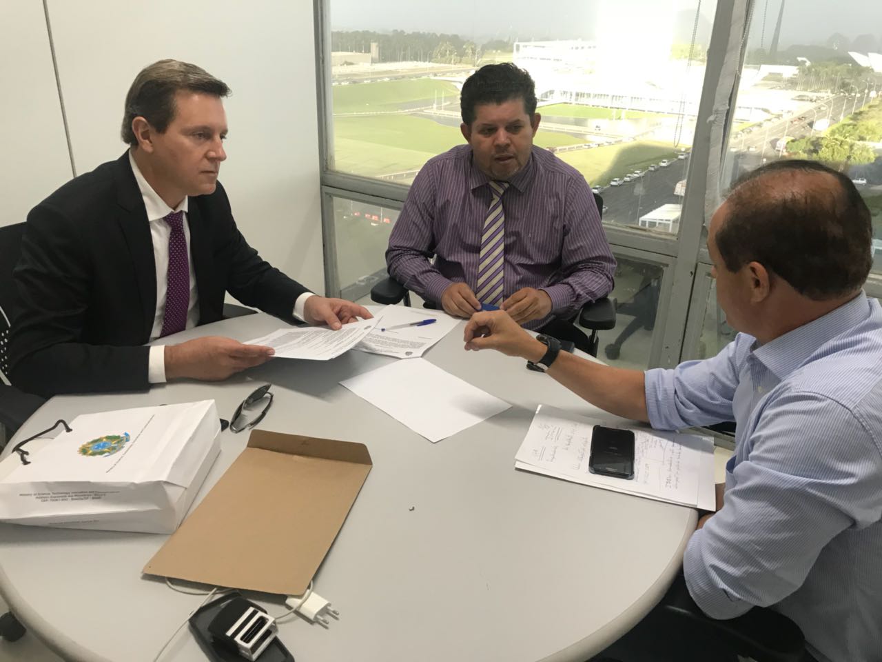 Heliton do Valle segue em Brasília (DF) em busca de recursos a Itararé (SP)