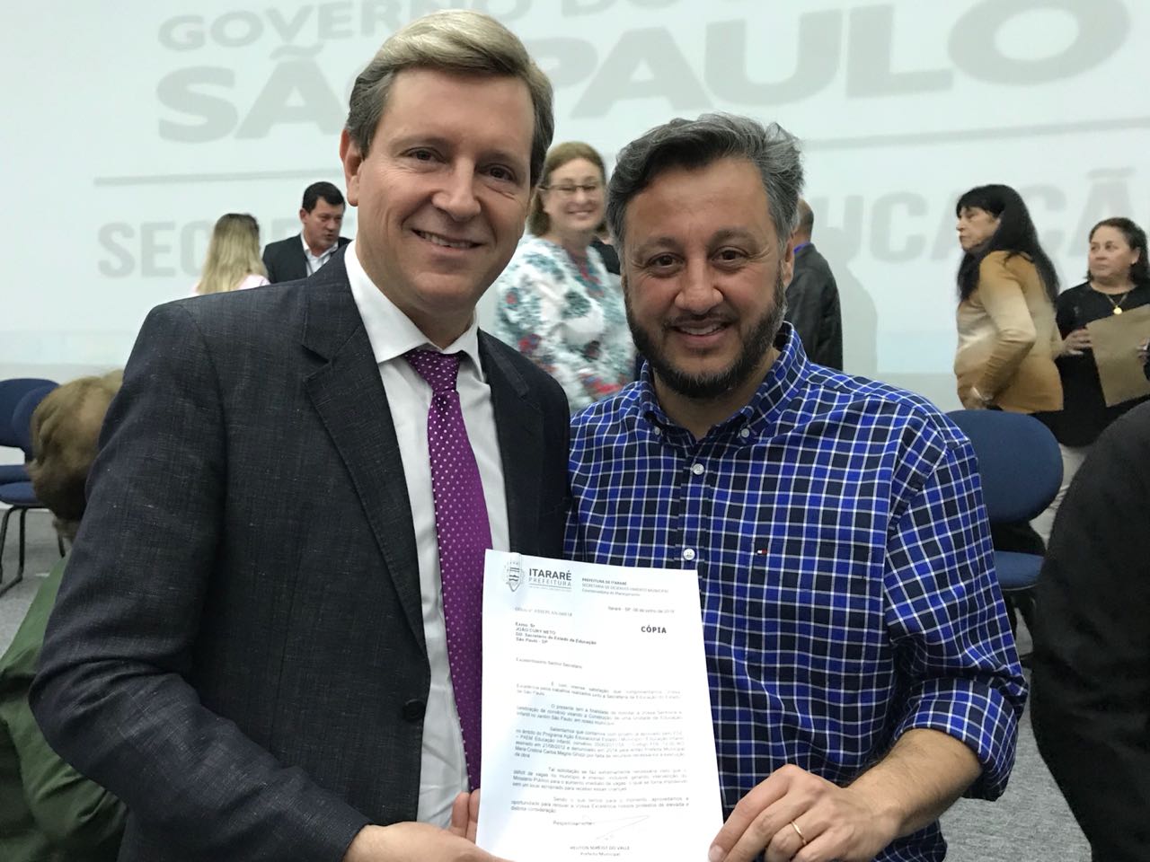 Prefeito de Itararé (SP) solicita verbas ao secretário estadual da Educação para dar continuidade a creche do Jardim São Paulo