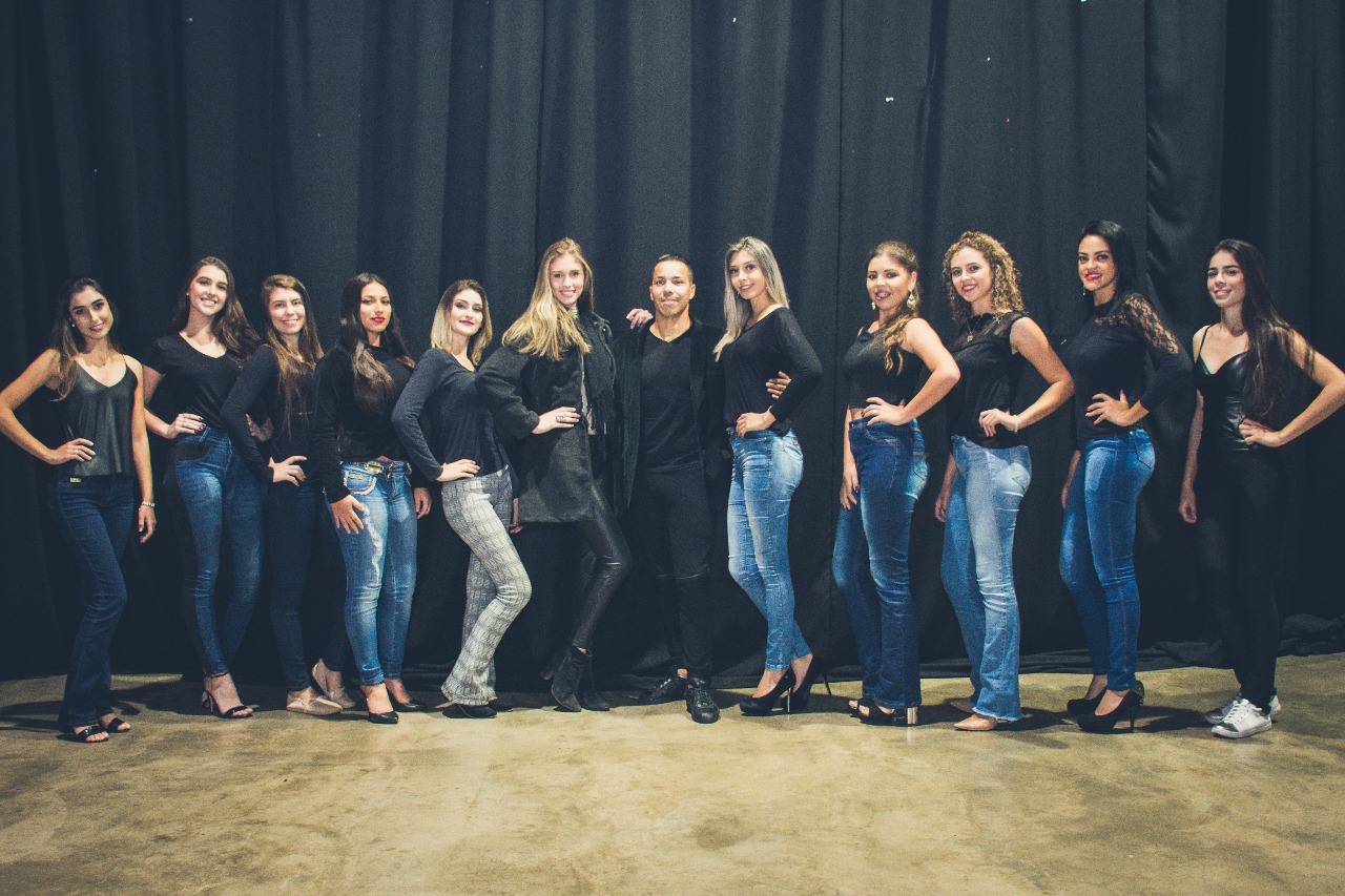 Candidatas a Miss Itararé (SP) be emotion participam da primeira reunião sobre o evento