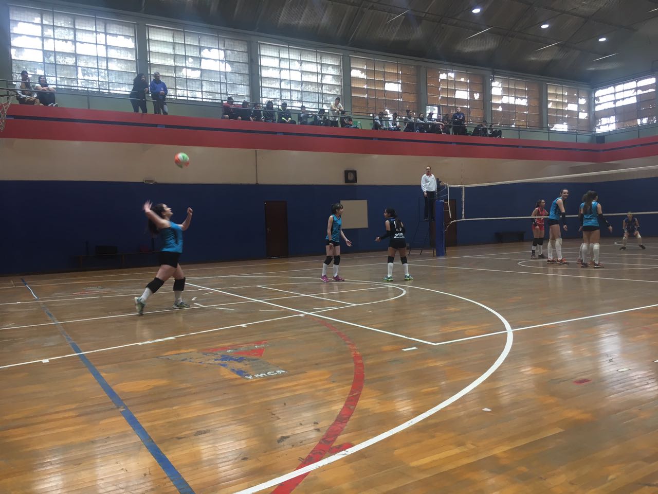Categoria infantil do Vôlei feminino de Itararé (SP) vence Fefiso