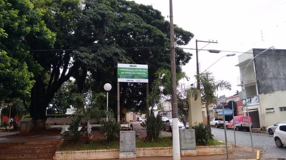 Prefeitura irá revitalizar Praça Adhemar de Barros