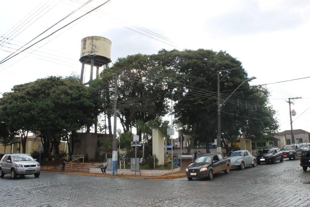 Praça Adhemar de Barros terá Centro de Apoio ao Turista