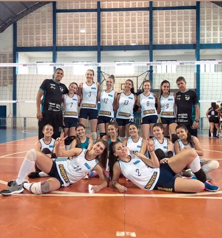 Vôlei de Itararé (SP) vence Santana de Parnaíba (SP) pela Liga Sorocabana de Voleibol