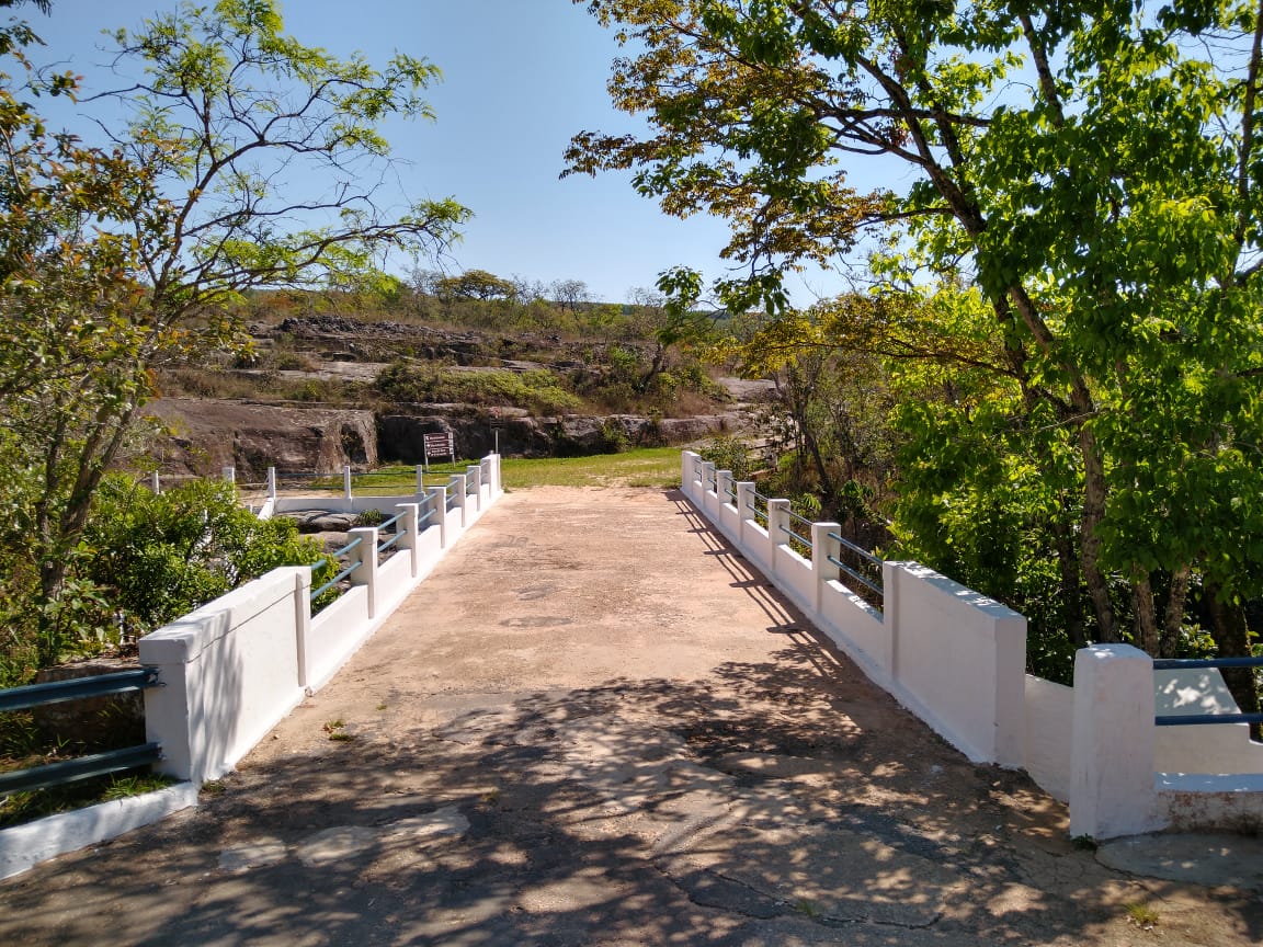 Prefeitura de Itararé (SP) realiza manutenção no Parque Ecológico da Barreira