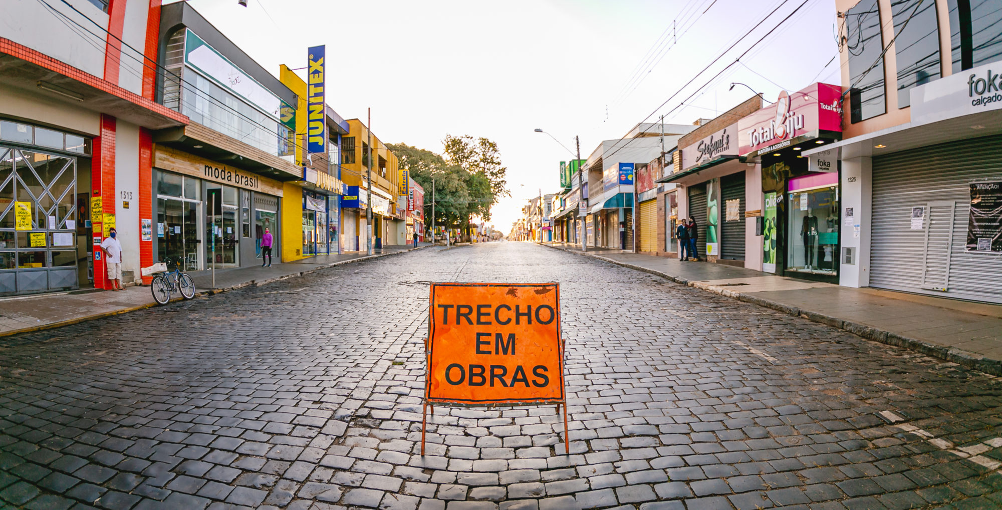 Prefeitura de Itararé (SP) inicia recapeamento da rua São Pedro Prefeitura de Itararé (SP) inicia recapeamento da rua São Pedro