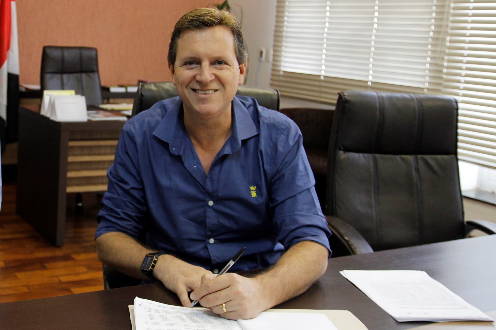 Mais uma vez, prefeito de Itararé (SP) paga salário e 13º antes do que determina a lei