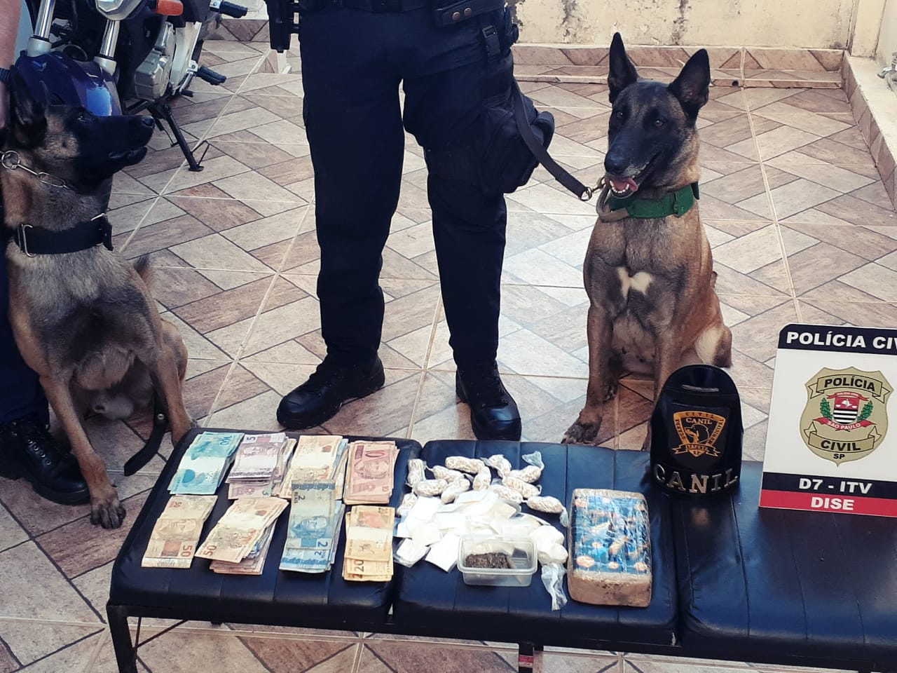 GCM de Itararé (SP) presta apoio à ação da Polícia Civil de Itapeva (SP) com a prisão de dois em flagrante por tráfico de drogas