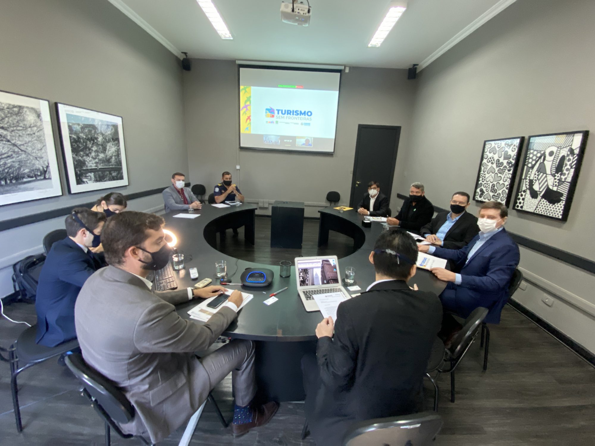 Turismo sem Fronteiras: Em encontro com secretário estadual, comitiva de Itararé (SP) apresenta plano para alavancar o setor turístico na região