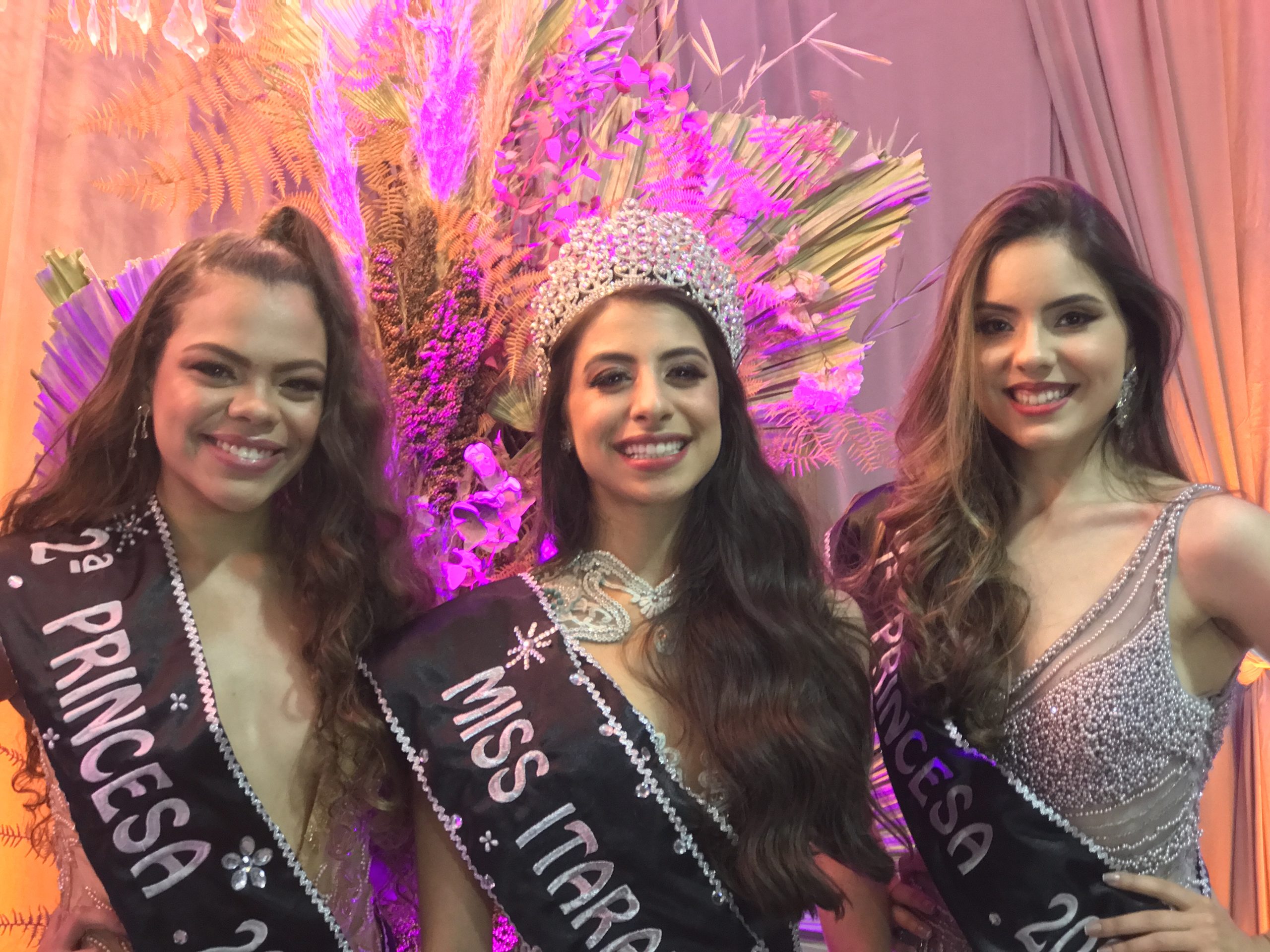 Arieli Fernandes é eleita Miss Itararé (SP) 2021