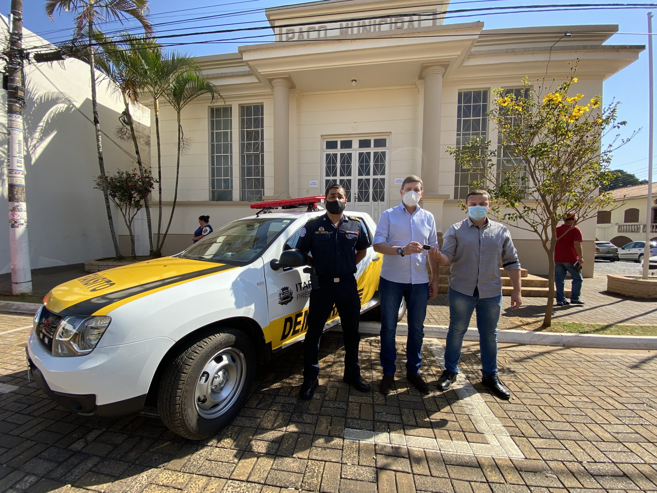 Com recursos próprios, Prefeitura de Itararé (SP) entrega viatura inédita de mais de R$ 100 mil para o Demutran