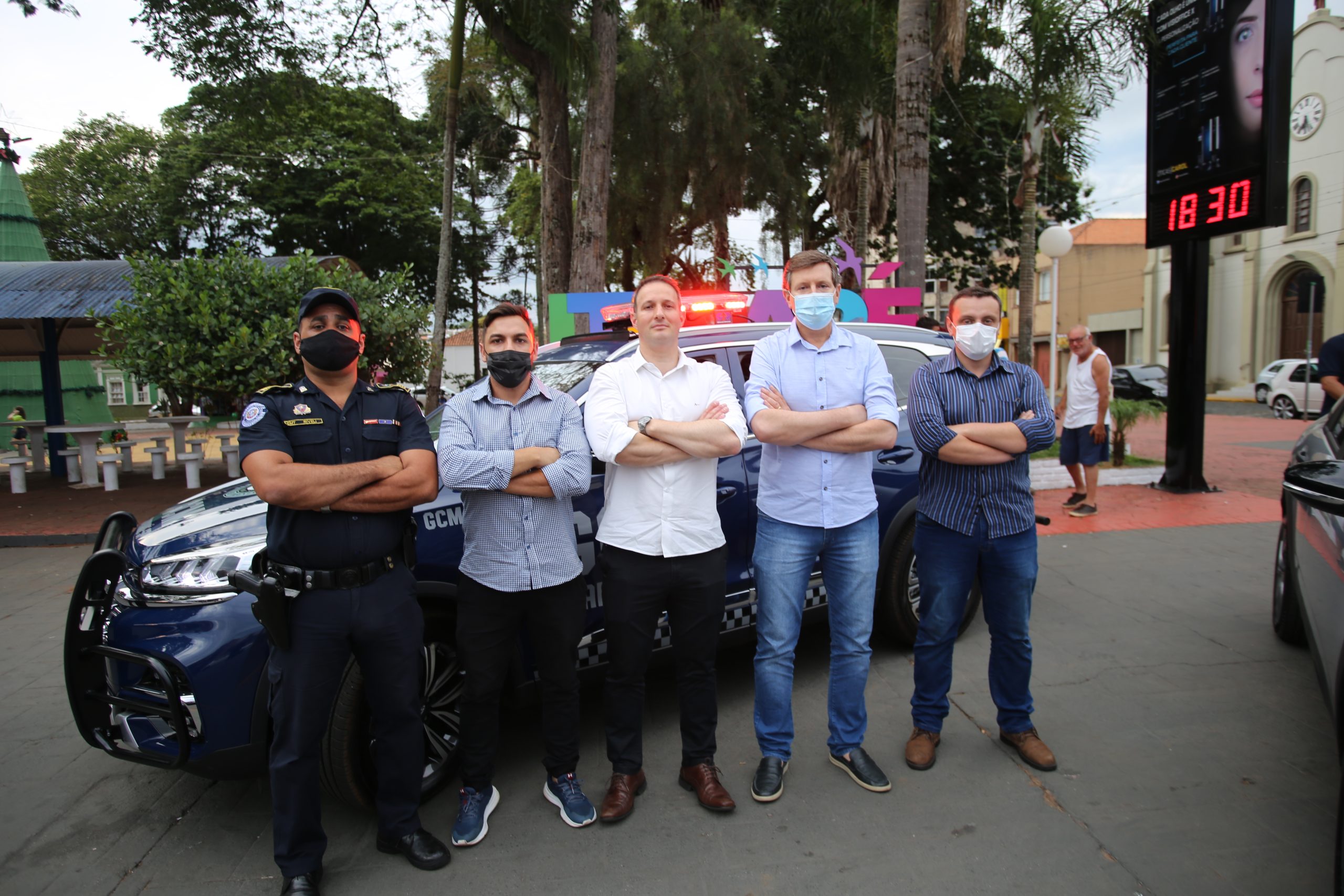 Prefeitura de Itararé (SP) entrega nova viatura ROMU e drone para policiamento aéreo à GCM
