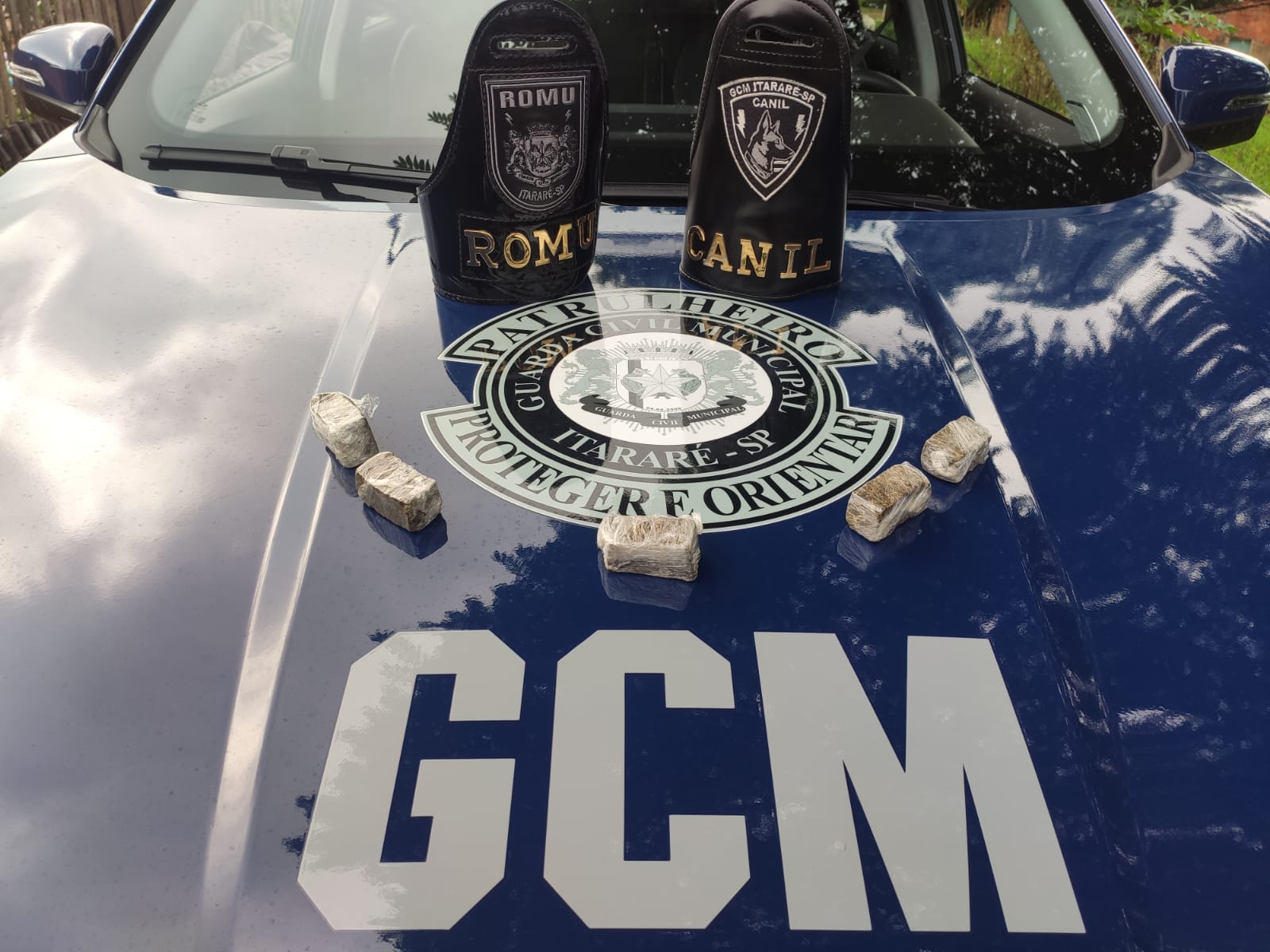 ROMU e Canil da GCM de Itararé (SP) prendem indivíduo em flagrante por tráfico de drogas