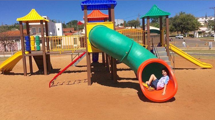 Com recursos próprios, Heliton do Valle adquire playground para Itararé (SP)