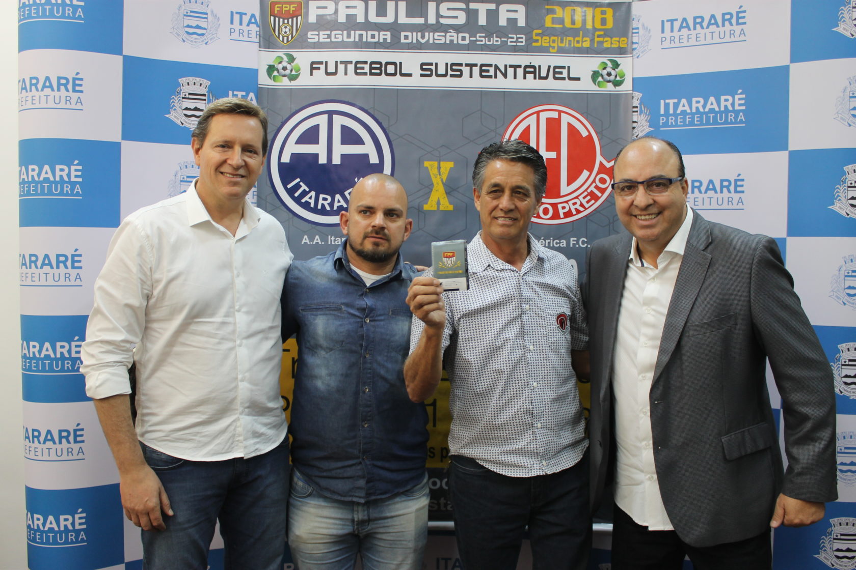 Projeto Futebol Sustentável arrecada mais de 5.500 mil garrafas PETs em Itararé (SP)