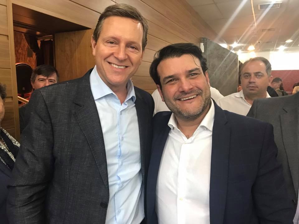 Prefeito de Itararé (SP) prestigia posse do novo secretário estadual de Meio Ambiente