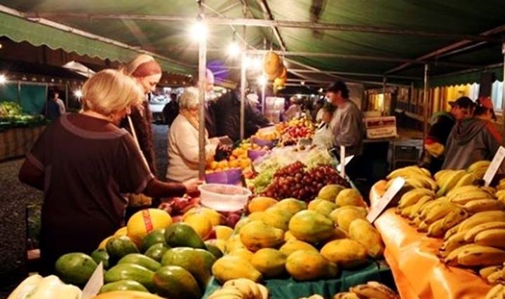 Feira da Lua comemora um ano com programação especial