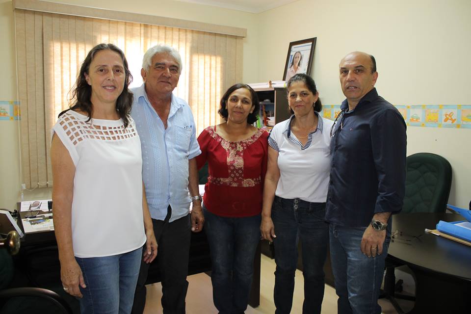 Prefeita acerta últimos detalhes do projeto Minha Casa, Minha Vida 2
