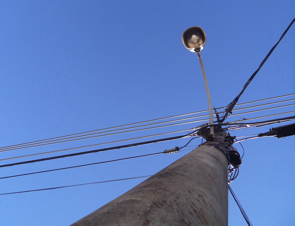 Prefeitura terceiriza iluminação pública