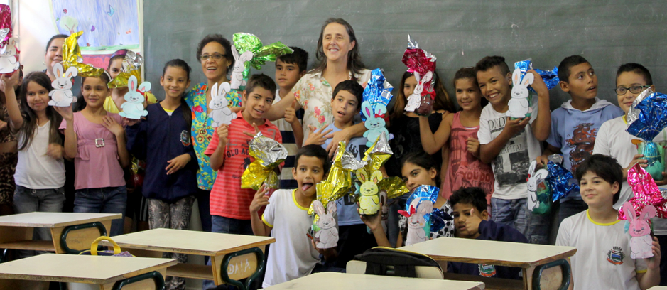 Mais de 10 mil alunos recebem Ovos de Páscoa