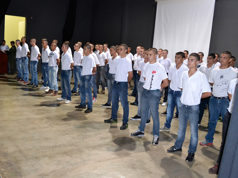 TG 02-017 realiza aula inaugural com 50 novos atiradores
