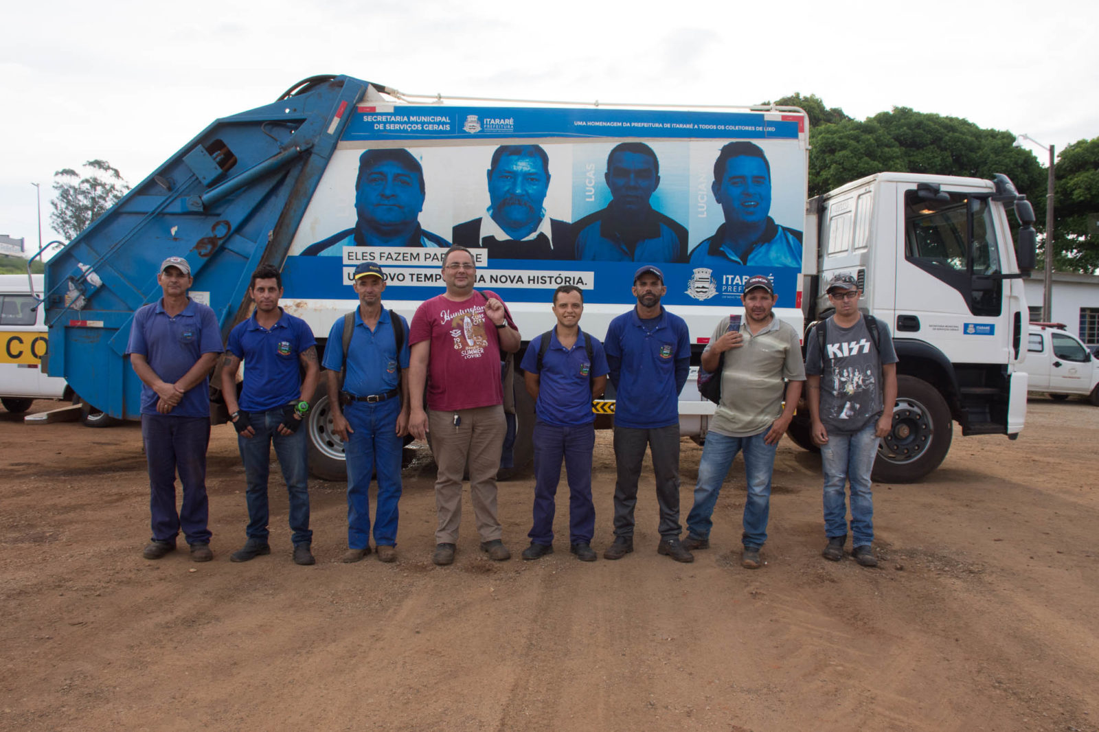 No Dia do Coletor de Lixo, prefeito de Itararé (SP) comemora avanços no setor