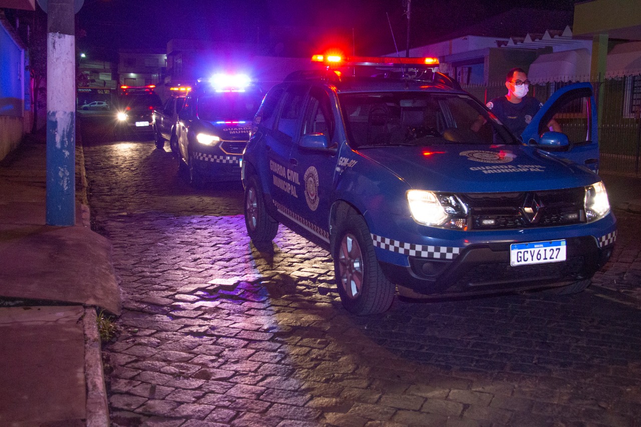 Quatorze estabelecimentos são autuados pela GCM e Fiscalização por descumprirem determinações sanitárias em Itararé (SP)