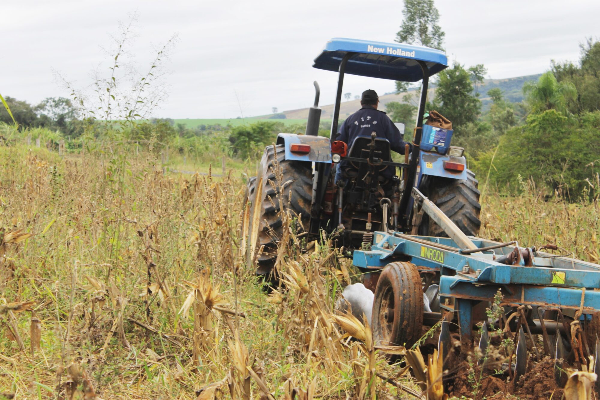 Secretaria Municipal de Agricultura e Pecuária dá continuidade aos serviços da Patrulha Agrícola