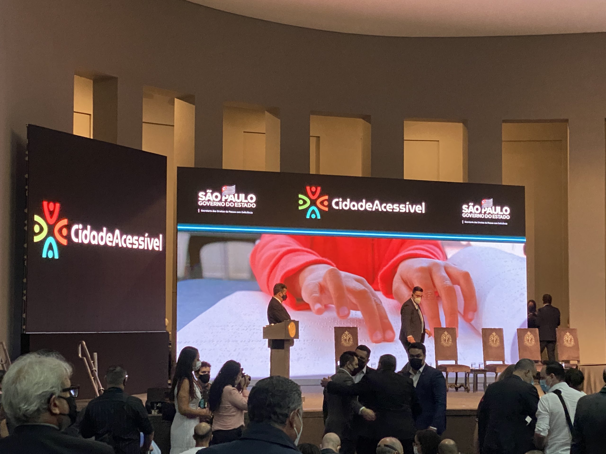 Em São Paulo (SP), prefeito de Itararé (SP) participa do lançamento do programa Cidade Acessível
